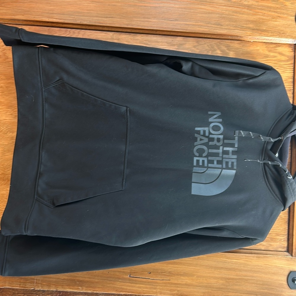 Men’s black north face hooded sweatshirt